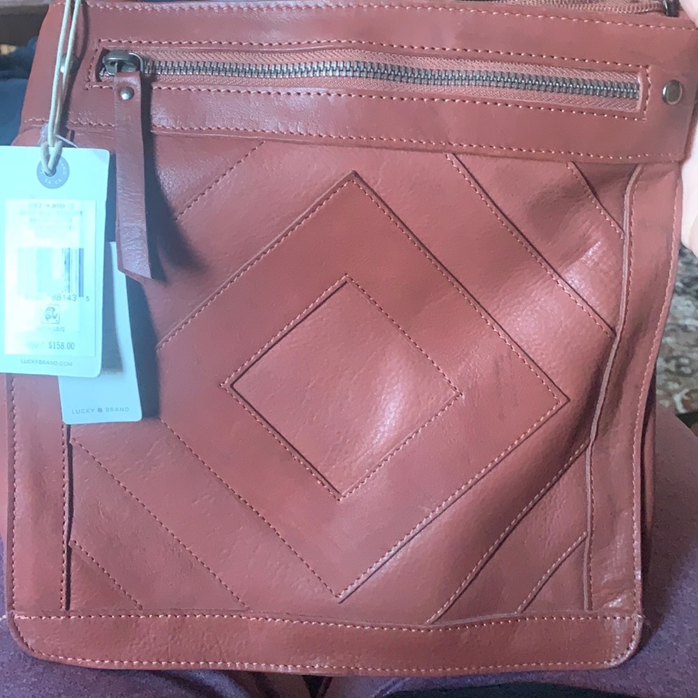 NWT Lucky Brand Maka Baked Clay Leather Crossbody multiple comportment new/ tag
